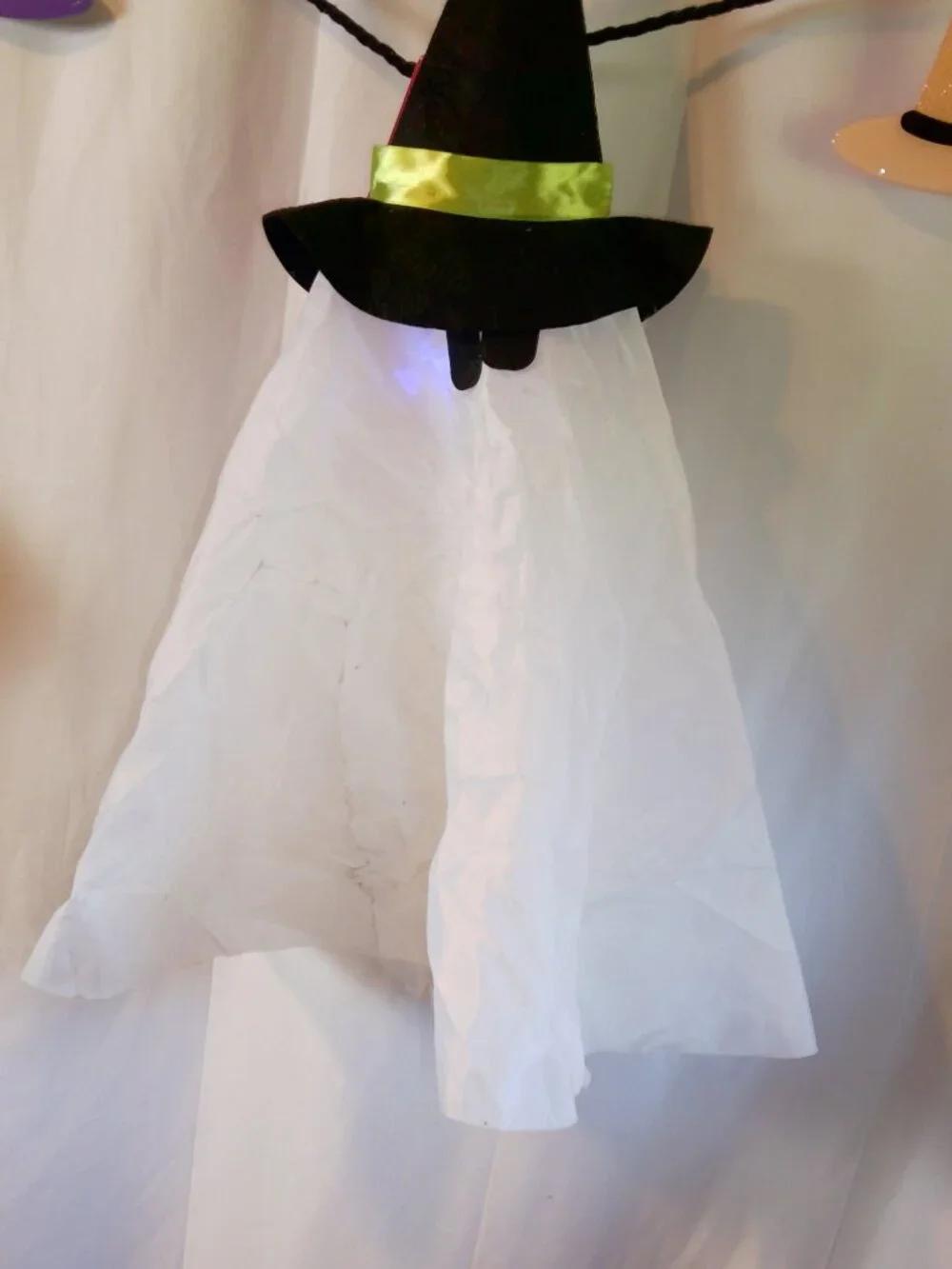 Mixed Halloween lot includes hanging decorations, garlands, and tabletop decor